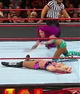 WWE_RAW_2017_08_28_720p_WEB_h264-HEEL_mp4_007690040.jpg