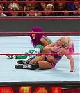 WWE_RAW_2017_08_28_720p_WEB_h264-HEEL_mp4_007710676.jpg