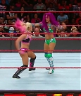 WWE_RAW_2017_08_28_720p_WEB_h264-HEEL_mp4_007727382.jpg