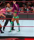 WWE_RAW_2017_08_28_720p_WEB_h264-HEEL_mp4_007735451.jpg