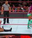 WWE_RAW_2017_08_28_720p_WEB_h264-HEEL_mp4_007742584.jpg