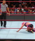 WWE_RAW_2017_08_28_720p_WEB_h264-HEEL_mp4_007750027.jpg