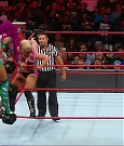 WWE_RAW_2017_08_28_720p_WEB_h264-HEEL_mp4_007761658.jpg