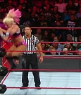 WWE_RAW_2017_08_28_720p_WEB_h264-HEEL_mp4_007771726.jpg