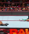 WWE_RAW_2017_08_28_720p_WEB_h264-HEEL_mp4_007794838.jpg