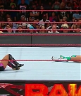 WWE_RAW_2017_08_28_720p_WEB_h264-HEEL_mp4_007798398.jpg