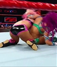 WWE_RAW_2017_08_28_720p_WEB_h264-HEEL_mp4_007828256.jpg