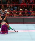 WWE_RAW_2017_08_28_720p_WEB_h264-HEEL_mp4_007848963.jpg