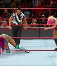 WWE_RAW_2017_08_28_720p_WEB_h264-HEEL_mp4_007850112.jpg