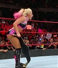 WWE_RAW_2017_08_28_720p_WEB_h264-HEEL_mp4_007879303.jpg