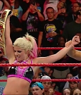 WWE_RAW_2017_08_28_720p_WEB_h264-HEEL_mp4_007887140.jpg