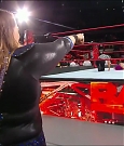 WWE_RAW_2017_08_28_720p_WEB_h264-HEEL_mp4_007890670.jpg