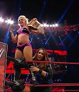 WWE_RAW_2017_08_28_720p_WEB_h264-HEEL_mp4_007923932.jpg