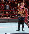 WWE_RAW_2017_08_28_720p_WEB_h264-HEEL_mp4_007927656.jpg