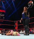 WWE_RAW_2017_08_28_720p_WEB_h264-HEEL_mp4_007957107.jpg