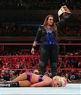 WWE_RAW_2017_08_28_720p_WEB_h264-HEEL_mp4_007961184.jpg