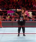 WWE_RAW_2017_09_04_1080p_HDTV_x264-FMN_mp4_005551460.jpg