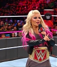 WWE_RAW_2017_10_23_720p_HDTV_x264-Ebi_mp4_003942039.jpg