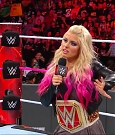 WWE_RAW_2017_10_23_720p_HDTV_x264-Ebi_mp4_003955831.jpg