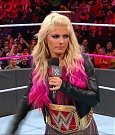 WWE_RAW_2017_10_23_720p_HDTV_x264-Ebi_mp4_003968893.jpg