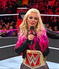 WWE_RAW_2017_10_23_720p_HDTV_x264-Ebi_mp4_003971912.jpg