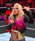 WWE_RAW_2017_10_23_720p_HDTV_x264-Ebi_mp4_004002045.jpg