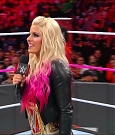 WWE_RAW_2017_10_23_720p_HDTV_x264-Ebi_mp4_004009296.jpg