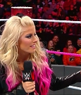 WWE_RAW_2017_10_23_720p_HDTV_x264-Ebi_mp4_004013569.jpg