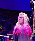 WWE_RAW_2017_10_23_720p_HDTV_x264-Ebi_mp4_004037719.jpg