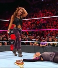 WWE_RAW_2017_10_23_720p_HDTV_x264-Ebi_mp4_004092914.jpg