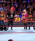 WWE_RAW_2017_12_18_720p_HDTV_x264-Ebi_mp4_008036105.jpg