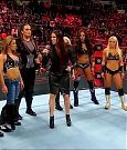 WWE_RAW_2017_12_18_720p_HDTV_x264-Ebi_mp4_008082749.jpg