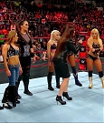 WWE_RAW_2017_12_18_720p_HDTV_x264-Ebi_mp4_008087031.jpg