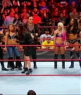 WWE_RAW_2017_12_18_720p_HDTV_x264-Ebi_mp4_008109163.jpg