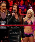 WWE_RAW_2017_12_18_720p_HDTV_x264-Ebi_mp4_008146386.jpg