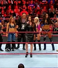 WWE_RAW_2017_12_18_720p_HDTV_x264-Ebi_mp4_008146957.jpg