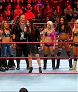 WWE_RAW_2017_12_18_720p_HDTV_x264-Ebi_mp4_008156198.jpg