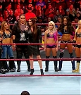 WWE_RAW_2017_12_18_720p_HDTV_x264-Ebi_mp4_008156812.jpg