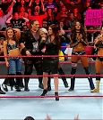 WWE_RAW_2017_12_18_720p_HDTV_x264-Ebi_mp4_008172395.jpg