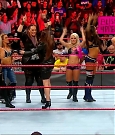 WWE_RAW_2017_12_18_720p_HDTV_x264-Ebi_mp4_008180045.jpg