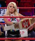 WWE_RAW_2018_01_01_720p_WEB_h264-HEEL_mp4_002437016.jpg