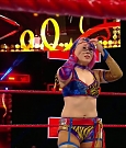 WWE_RAW_2018_01_01_720p_WEB_h264-HEEL_mp4_002621814.jpg