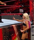 WWE_RAW_2018_01_01_720p_WEB_h264-HEEL_mp4_002844508.jpg