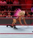 WWE_RAW_2018_01_01_720p_WEB_h264-HEEL_mp4_002881077.jpg