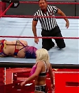 WWE_RAW_2018_01_01_720p_WEB_h264-HEEL_mp4_002950928.jpg