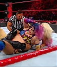 WWE_RAW_2018_01_01_720p_WEB_h264-HEEL_mp4_003060200.jpg