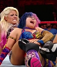 WWE_RAW_2018_01_01_720p_WEB_h264-HEEL_mp4_003082552.jpg