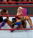 WWE_RAW_2018_01_01_720p_WEB_h264-HEEL_mp4_003086934.jpg