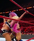 WWE_RAW_2018_01_01_720p_WEB_h264-HEEL_mp4_003114313.jpg