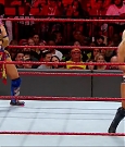 WWE_RAW_2018_01_01_720p_WEB_h264-HEEL_mp4_003133593.jpg